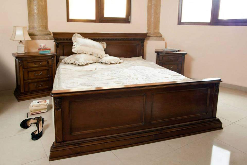 Real dimensions: the luxury of a wooden bed 180x200 5 Palermo Bed in solid wood 180x200
