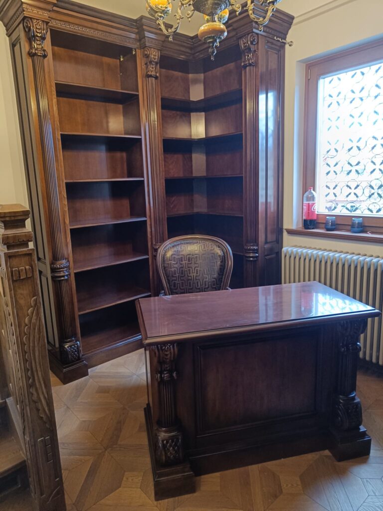 Solid wood library that tells a story, reading angle with memories, massive wood with emotion