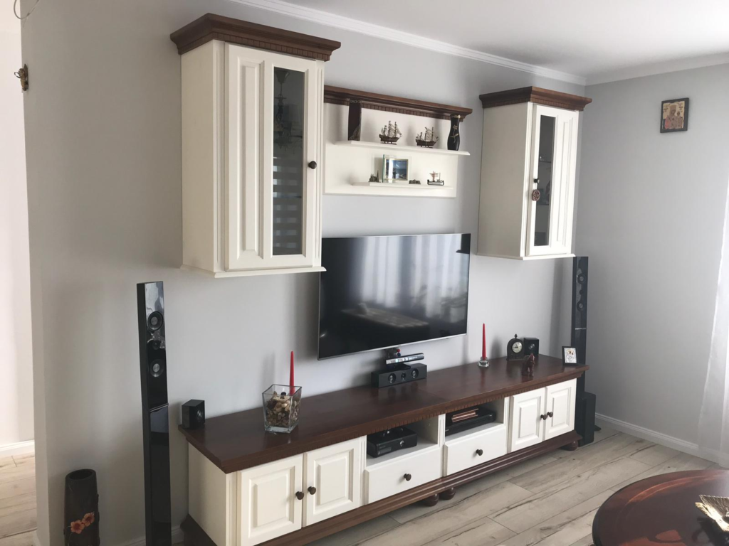 Romanian art of furniture: solid wood set, elegant and practical 4 Living Luxus White/Walnut 4 pieces of solid wood