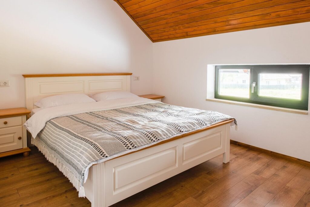 Light and space: white beds that increase any bedroom 6 Choose white beds from premium furniture