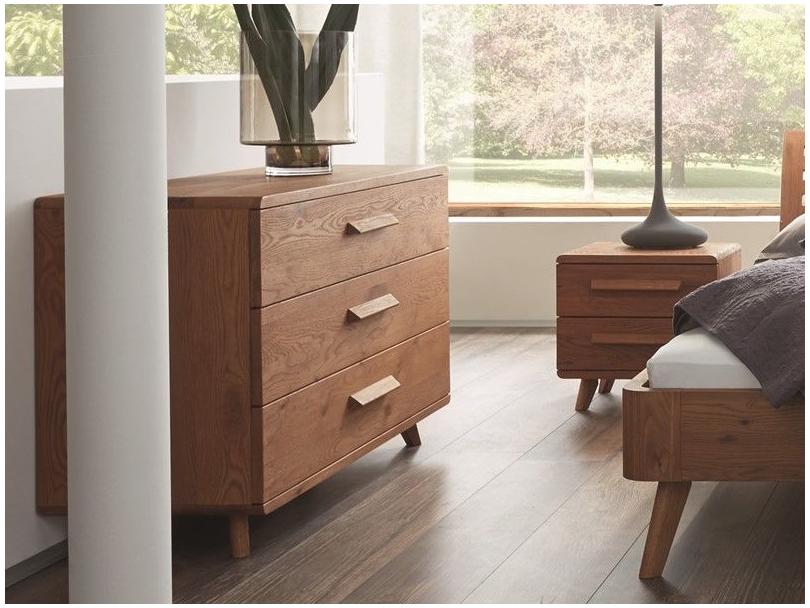 Comfortable queens sold in wooden oak with 3 drawers 120 × 50 × 80 cm